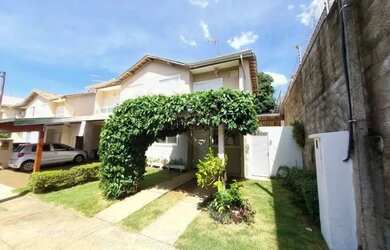 Imagem: A casa em condomínio possui 3 Dormitórios, 3 Banheiros, 1