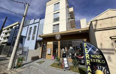 Imagem: O apartamento possui 1 Dormitório, 1 Banheiro, 37m² de Área