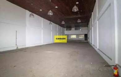 Imagem: O depósito possui 514m² de Área e está localizado em Centro