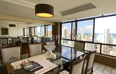 Imagem 8: Imóvel para venda possui 240 metros quadrados com 4 quartos em Boa Viagem - Recife - PE