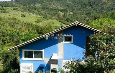 Imagem: A casa possui 1 Dormitório, 1 Banheiro, 60m² de Área e está