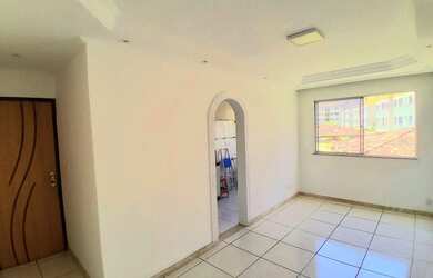 Imagem: O apartamento para alugar possui 2 Dormitórios, 1 Banheiro