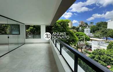 Imagem: O apartamento possui 4 Dormitórios, 5 Banheiros, 4 Vagas na