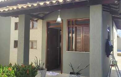 Imagem: A casa possui 3 Dormitórios, 3 Banheiros, 5 Vagas na garagem