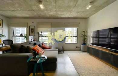 Imagem: O studio possui 1 Dormitório, 1 Banheiro, 1 Vaga na garagem