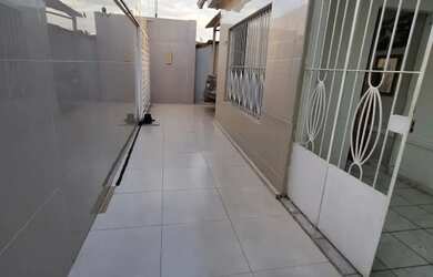 Imagem 2: LINDA CASA A VENDA TURU. Varanda, 2 Vagas na garageme2 Dormitórios