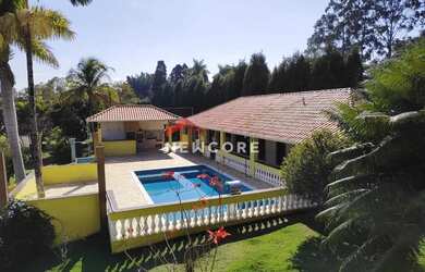 Imagem: A fazenda possui 328m² de Área e está localizado em Terras