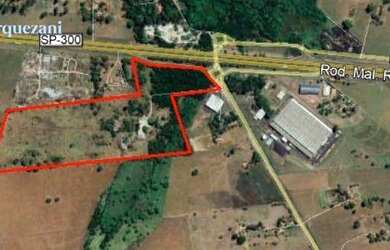 Imagem: O terreno possui 182m² de Área e está localizado em Porto