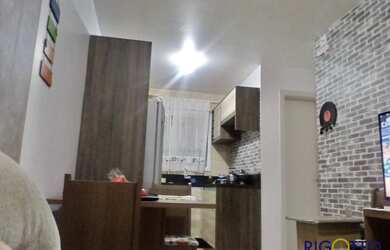 Imagem: A casa possui 2 Dormitórios, 1 Banheiro, 1 Vaga na garagem