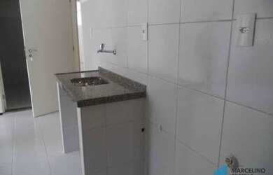 Imagem 7: Apto 02 Quartos na rua Oto de Alencar 1.309 mês já incluso condomínio Port 24 hs