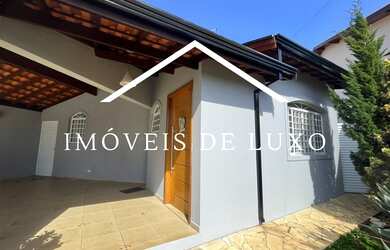 Imagem: A casa em condomínio possui 4 Dormitórios, 4 Banheiros, 2