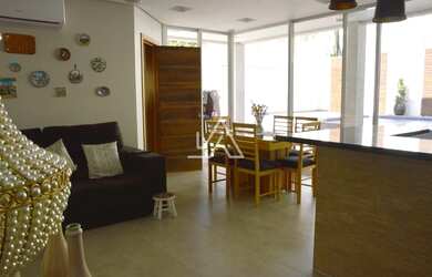 Imagem 9: CASA NO BAIRRO CARMEM. Piscina, Churrasqueira, 289m² de Áreae2 Vagas...