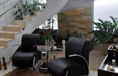 Imagem: A casa em condomínio possui 3 Dormitórios, 5 Banheiros, 5