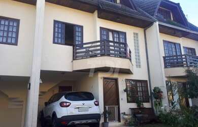 Imagem: A casa em condomínio possui 4 Dormitórios, 4 Banheiros, 2