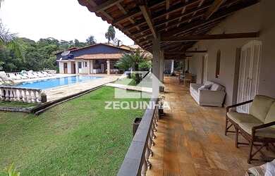 Imagem 5: Residencial - Centro. Piscina, Churrasqueira, Varandae350m² de Área