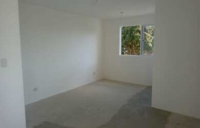 Imagem: O apartamento possui 3 Dormitórios, 1 Banheiro, 1 Vaga na garagem