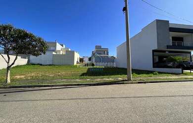 Imagem: O terreno possui 184m² de Área e está localizado em Centro