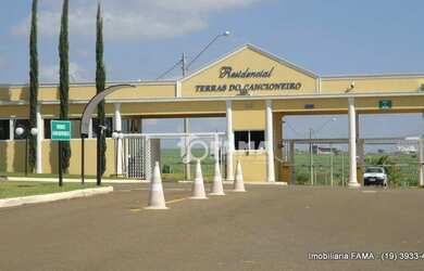 Imagem: O terreno possui 390m² de Área e está localizado em Parque