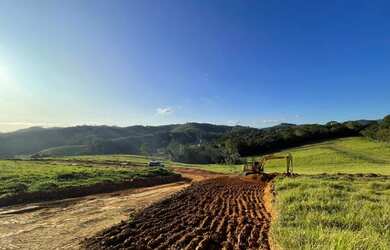 Imagem: O terreno possui 600m² de Área e está localizado em Centro