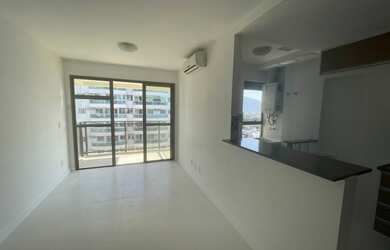 Imagem 1: Apartamento 2Q na Av das Américas Recreio Oportunidade