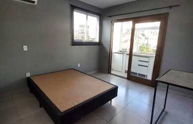 Imagem: A kitnet possui 1 Dormitório, 1 Banheiro, 35m² de Área e