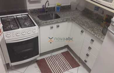 Imagem: O apartamento possui 3 Dormitórios, 1 Banheiro, 1 Vaga na garagem