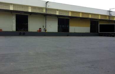 Imagem: O depósito possui 3000m² de Área e está localizado em Pirajá