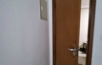 Imagem 8: Sala/Conjunto para aluguel possui 32 metros quadrados com 1 quarto