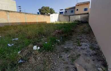 Imagem: O terreno possui 200m² de Área e está localizado em Ajuda