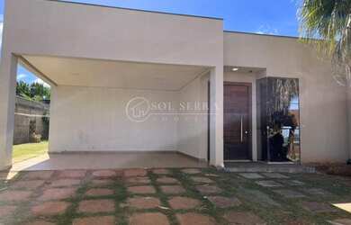 Imagem: A casa em condomínio possui 3 Dormitórios, 5 Banheiros, 2