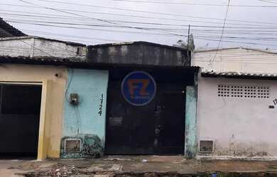 Imagem: A casa possui 2 Dormitórios, 1 Banheiro, 70m² de Área e