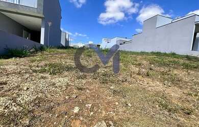 Imagem: O terreno possui 175m² de Área e está localizado em Village