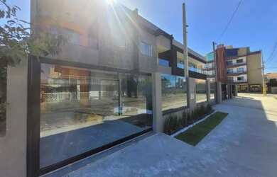 Imagem 1: Sobrado na quadra do mar Balneário Santa Terezinha