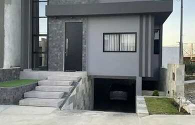 Imagem: A casa em condomínio possui 3 Dormitórios, 3 Banheiros, 3