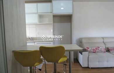 Imagem: O apartamento possui 2 Dormitórios, 1 Banheiro, 1 Vaga na garagem