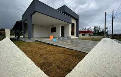 Imagem: A casa possui 3 Dormitórios, 4 Banheiros, 4 Vagas na garagem