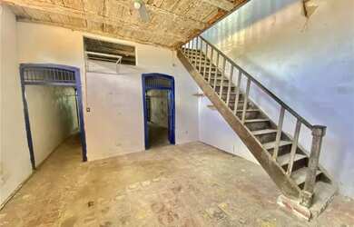 Imagem: A casa possui 2 Dormitórios, 2 Banheiros, 90m² de Área e