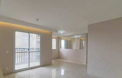 Imagem: O apartamento possui 3 Dormitórios, 1 Banheiro, 5 Vagas na