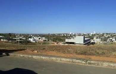 Imagem: O terreno possui 360m² de Área e está localizado em Santa