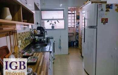 Imagem 11: Maravilhoso Apartamento em Ótimo Estado, no Alto e com Vaga Livre