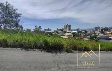 Imagem: O terreno possui 321m² de Área e está localizado em São