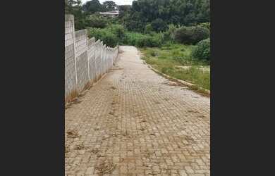 Imagem: A casa em condomínio possui 1 Dormitório, 1 Banheiro, 380m²