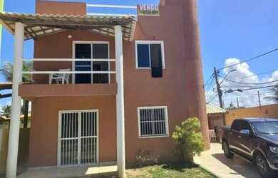 Imagem: A casa possui 3 Dormitórios, 4 Banheiros, 3 Vagas na garagem