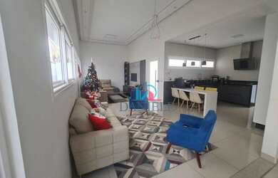 Imagem: A casa em condomínio possui 3 Dormitórios, 4 Banheiros, 4