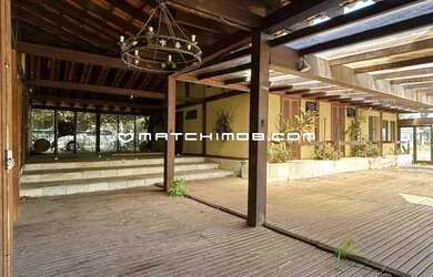 Imagem 10: Portogalo Angra, frente praia, heliponto, quadra poli