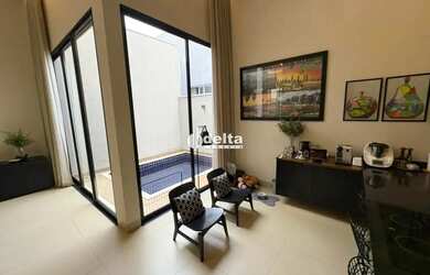 Imagem 12: Casa no condomínio GOLDEN VILLAGE disponível para venda em Uberlândia-MG