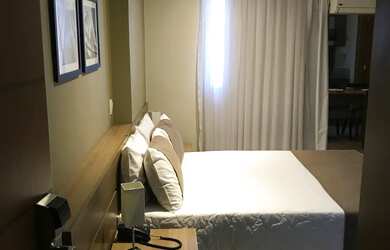 Imagem: O apartamento possui 1 Dormitório, 1 Banheiro, 28m² de Área