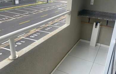 Imagem: O apartamento possui 2 Dormitórios, 2 Banheiros, 1 Vaga na