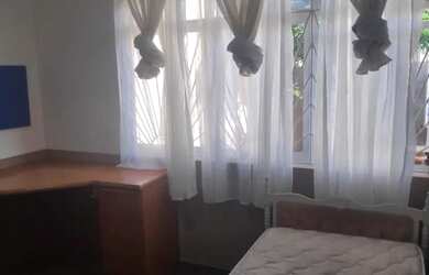 Imagem: O quarto possui Imóvel mobiliado e está localizado em Pinheiros