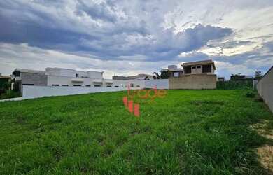 Imagem: O terreno possui 486m² de Área e está localizado em Vila